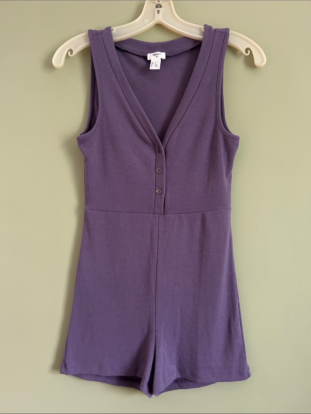 Forever 21 Sleeveless V-Neck Purple Romper Size S